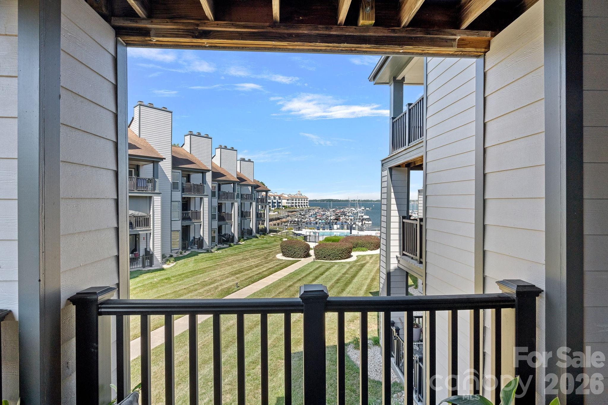 Vineyard Point - Residential