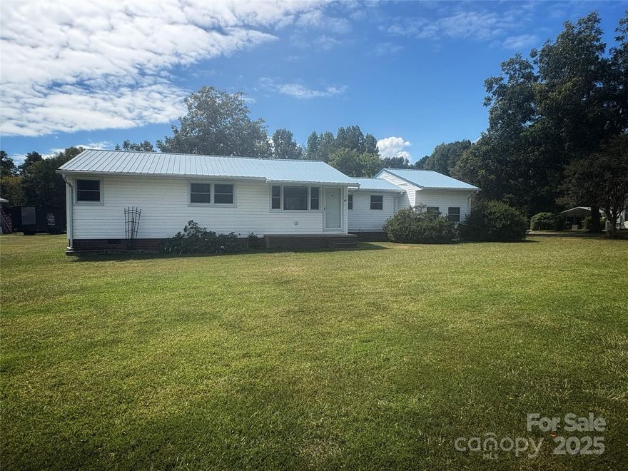 Nice 2 bedroom, 1 1/2 bath ranch home located on 1.48 acres in Ansonville. Home has a den, large family room, 1 car attached garage. Nice backyard.