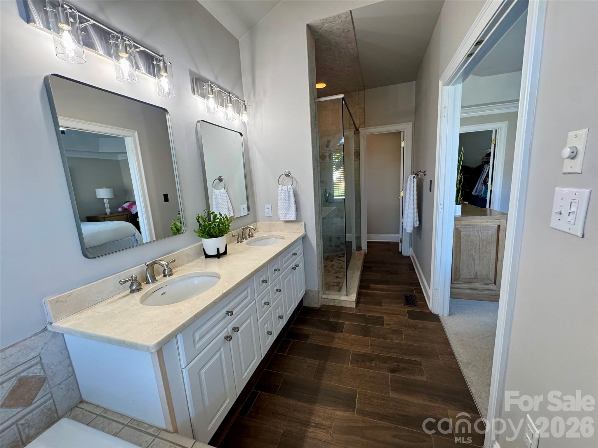 Grand Bay - Residential