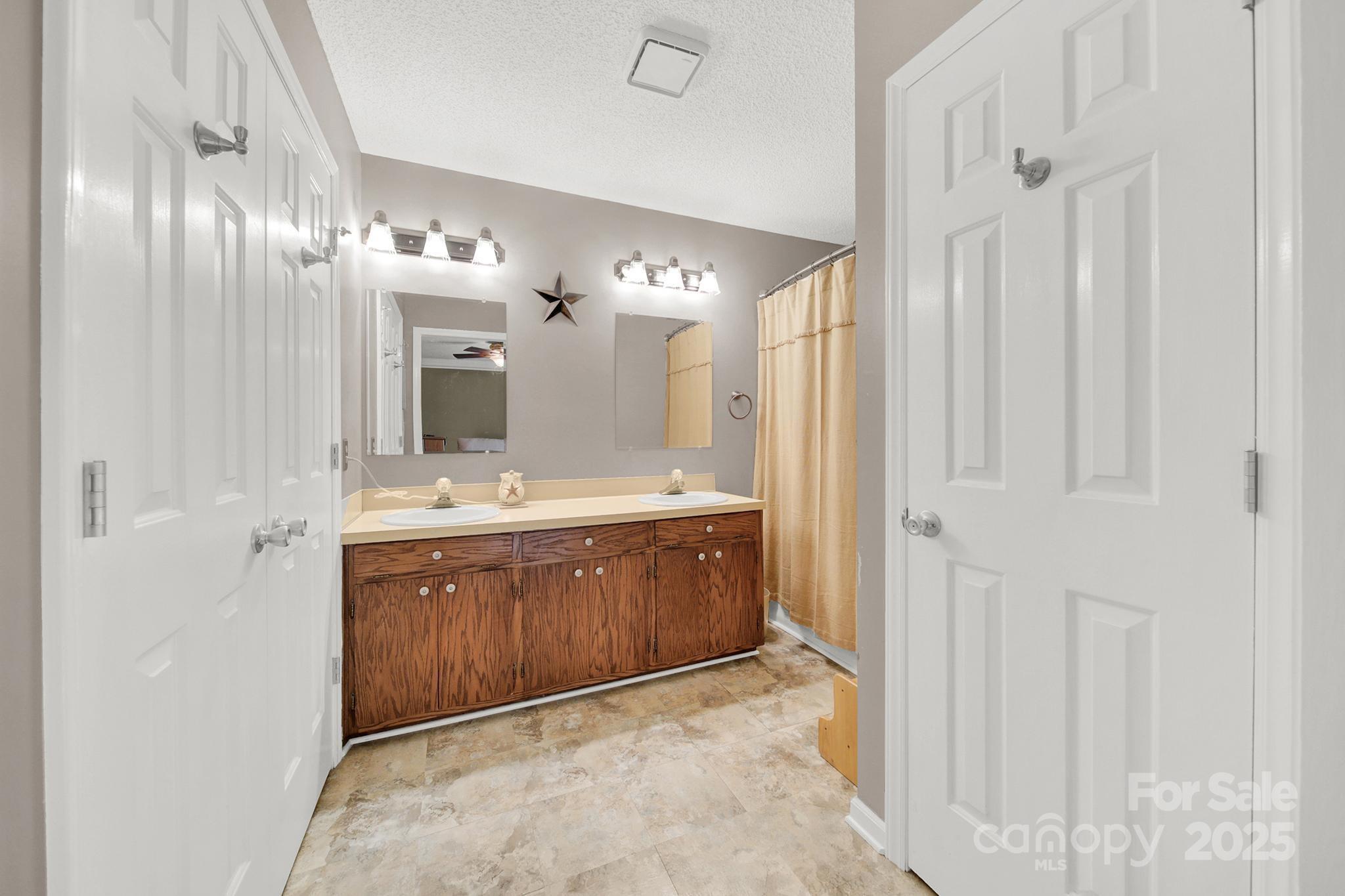 Deertrack - Residential