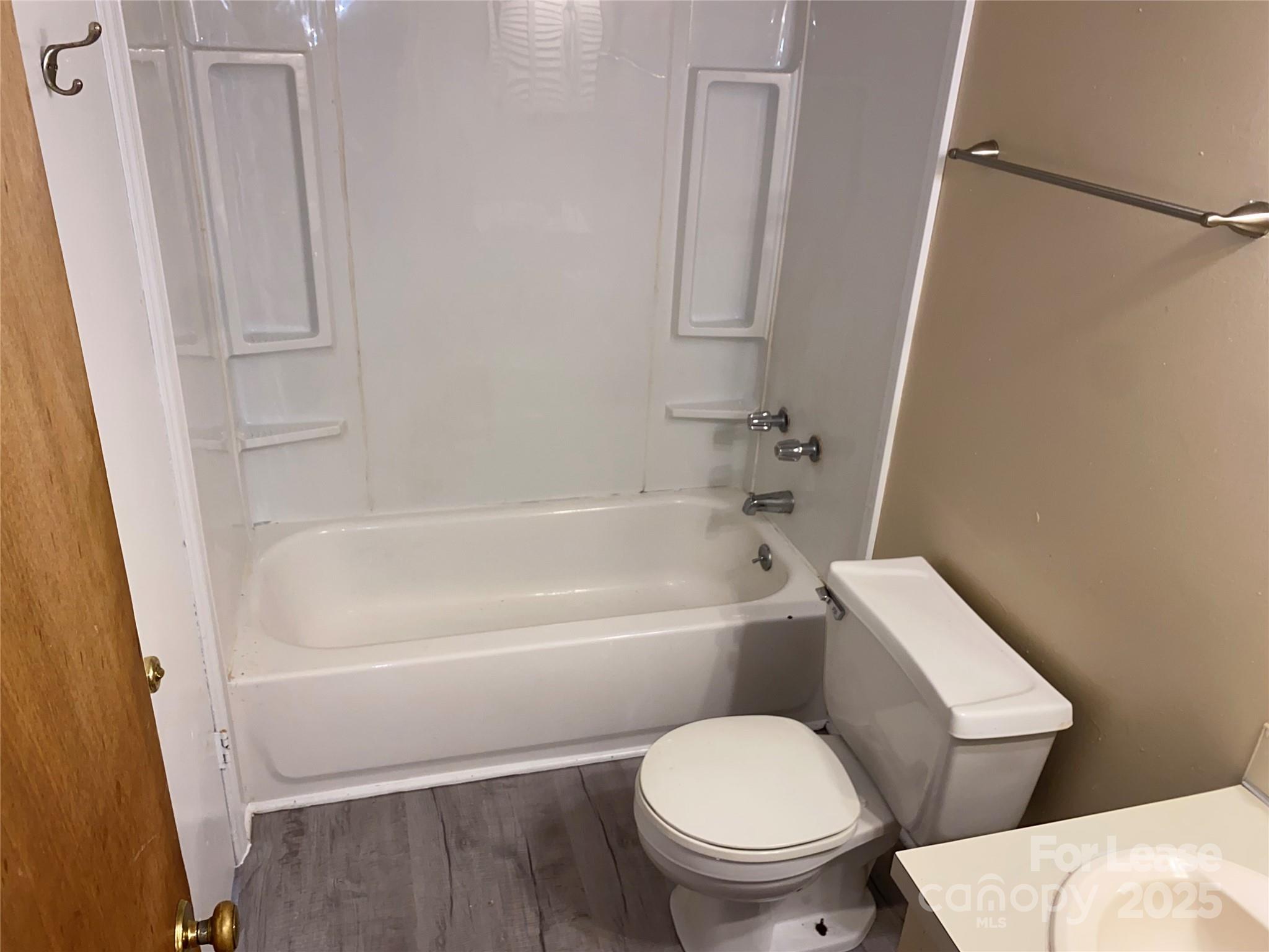 Chantilly - Residential Lease