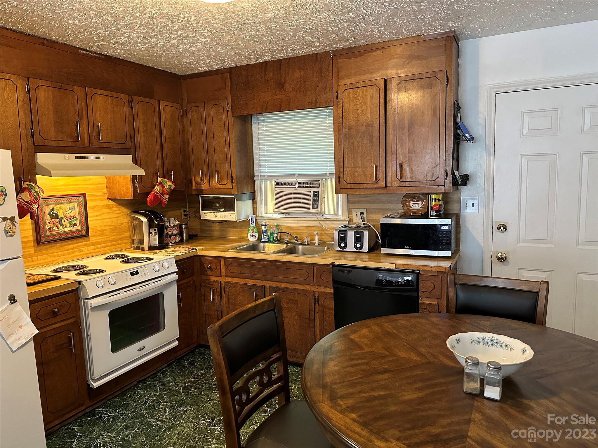 Town and Country - Residential