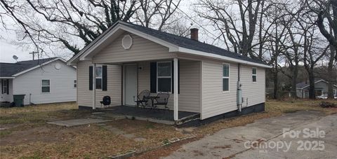 1019 E Airline Avenue E, Gastonia, NC 28054 - MLS#: 4221542
