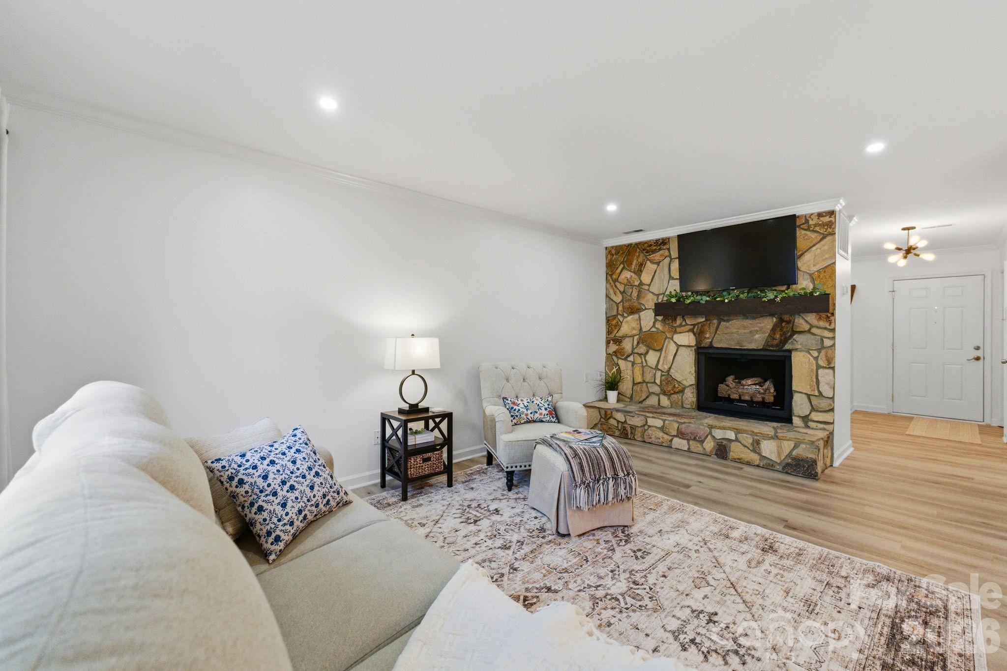 Mariner Villas - Residential