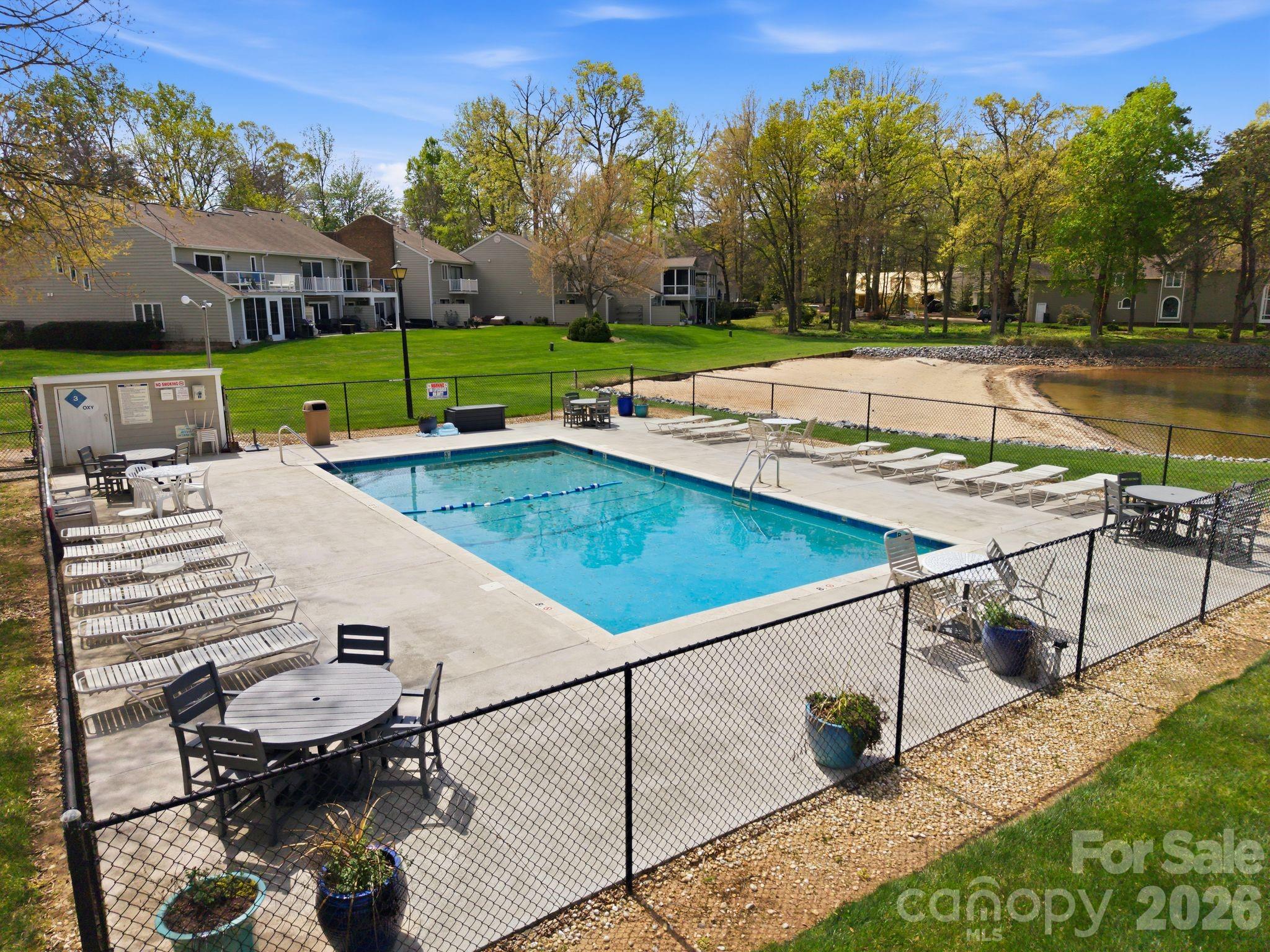 Mariner Villas - Residential