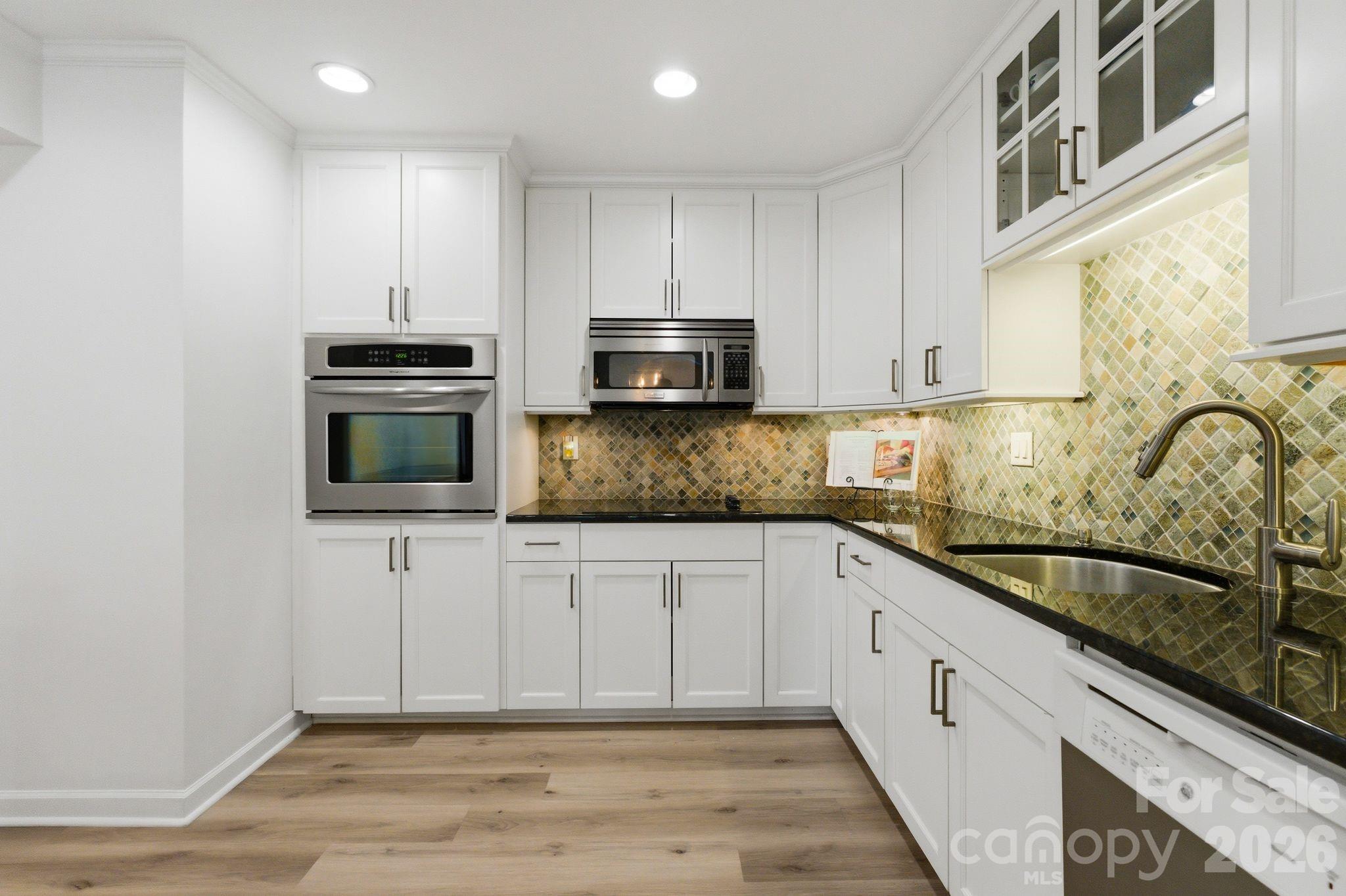 Mariner Villas - Residential