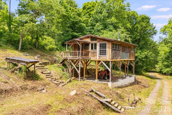 224 ALLEN DR, MARSHALL, NC 28753 - Image 22b1c6c6b6214dc35d60e00e84fa034d/4146293255