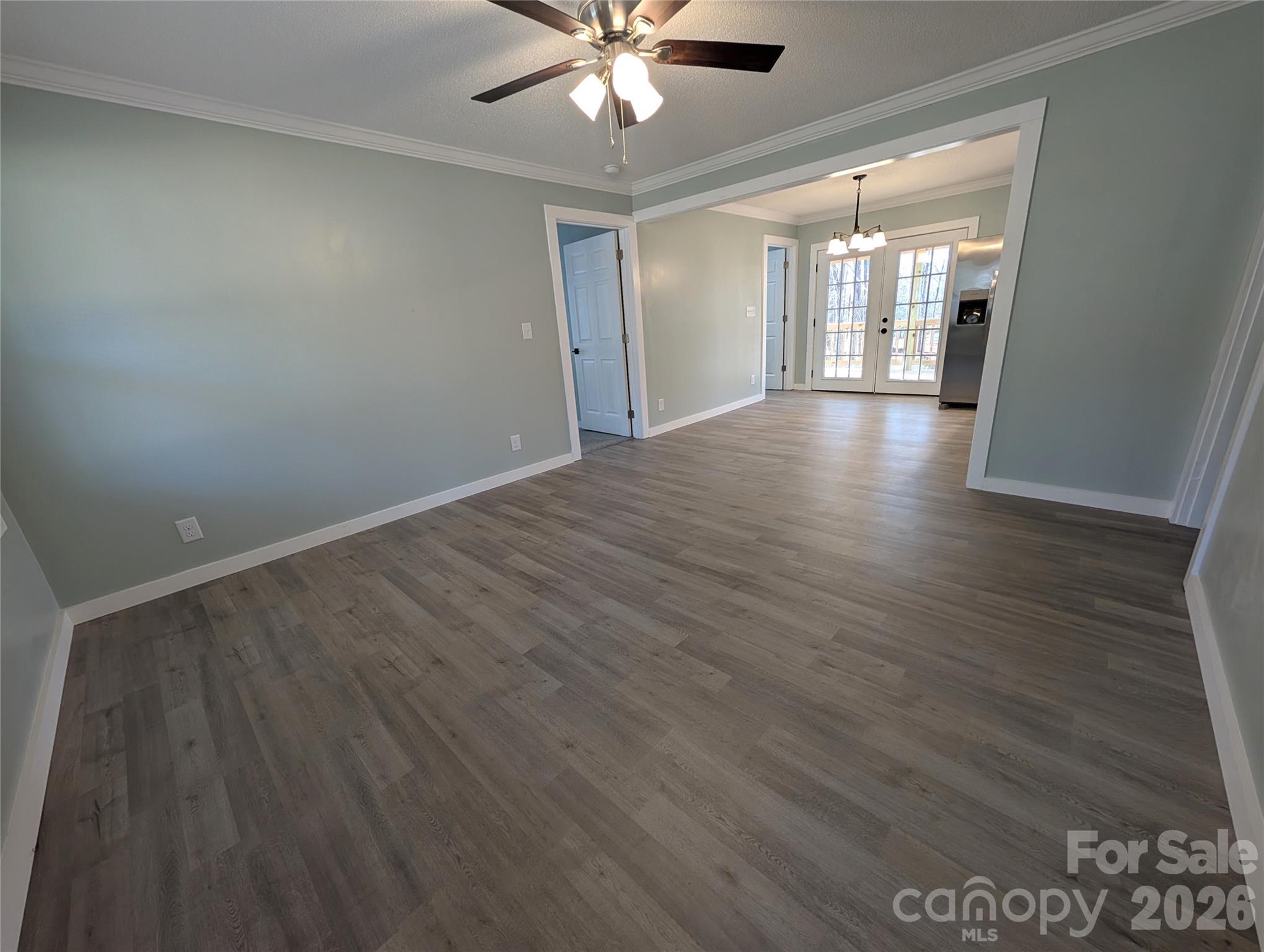 1006 Meadowbrook Drive