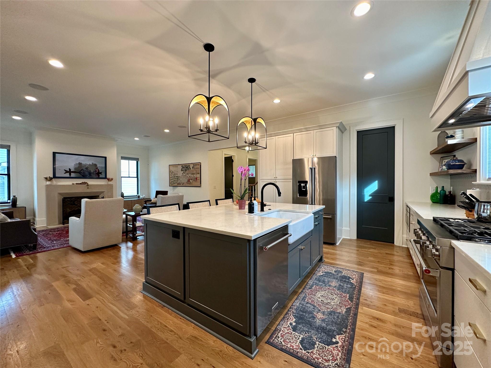 Villa Heights - Residential