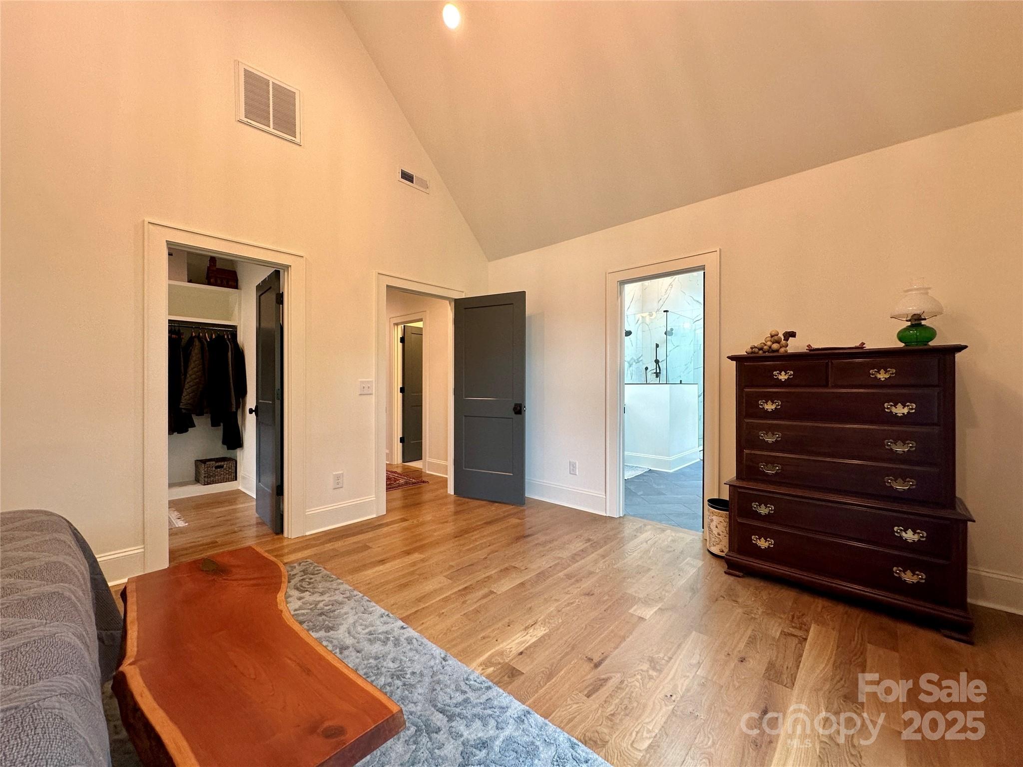 Villa Heights - Residential