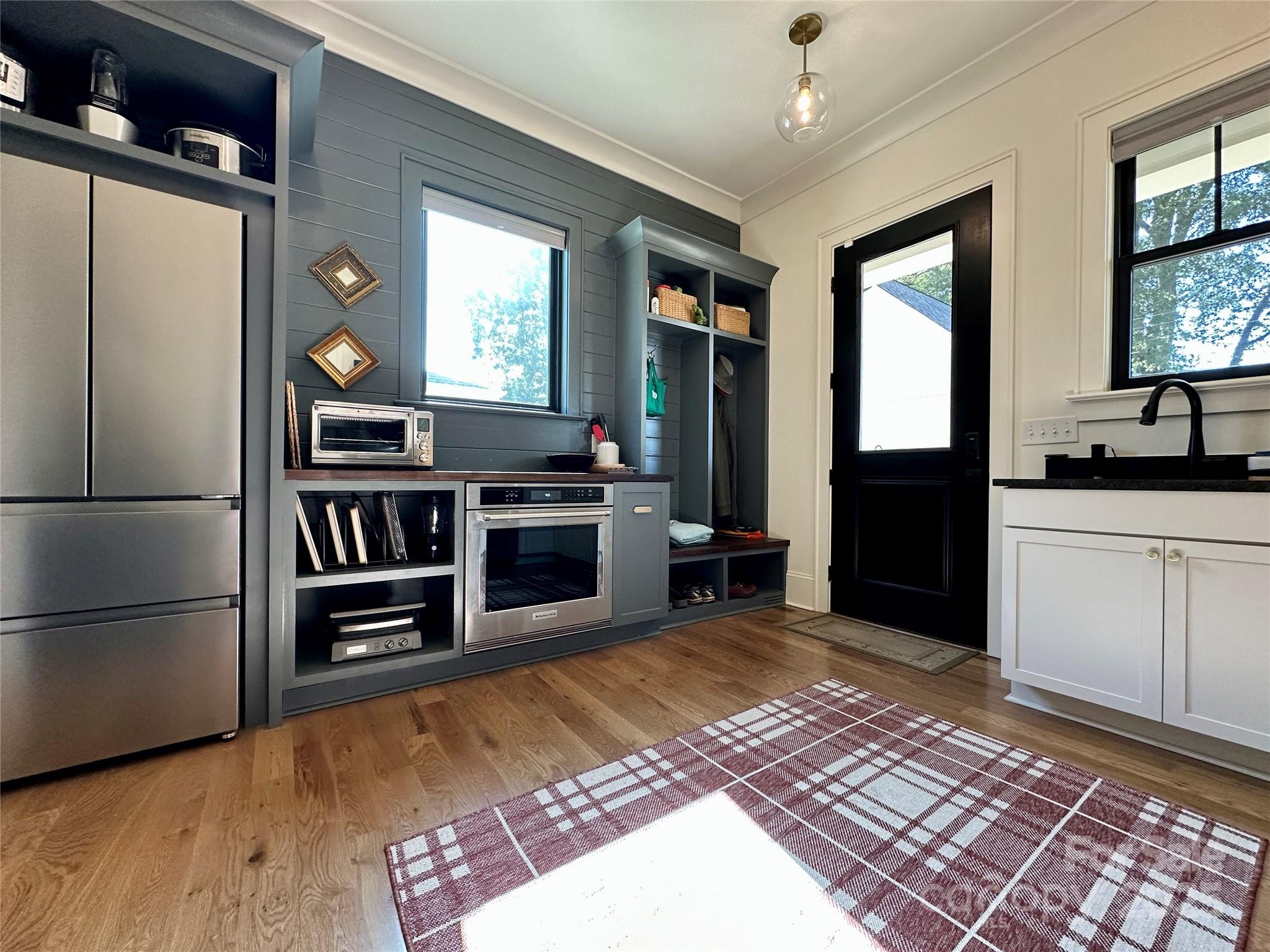 Villa Heights - Residential