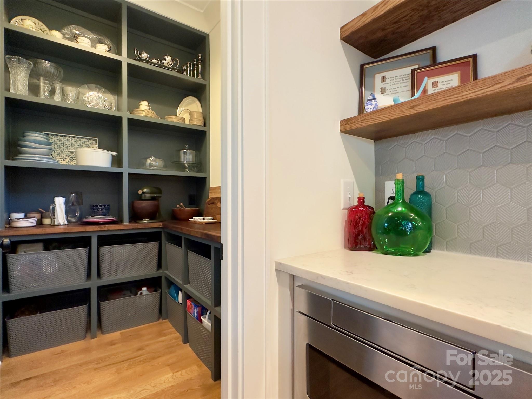 Villa Heights - Residential