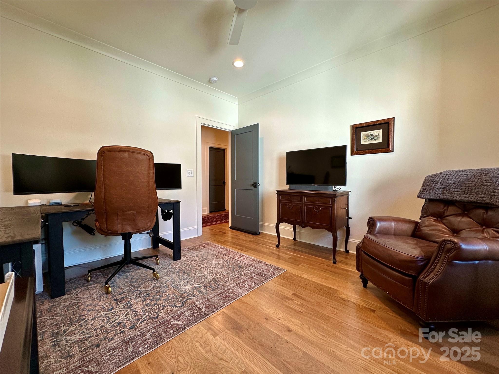 Villa Heights - Residential