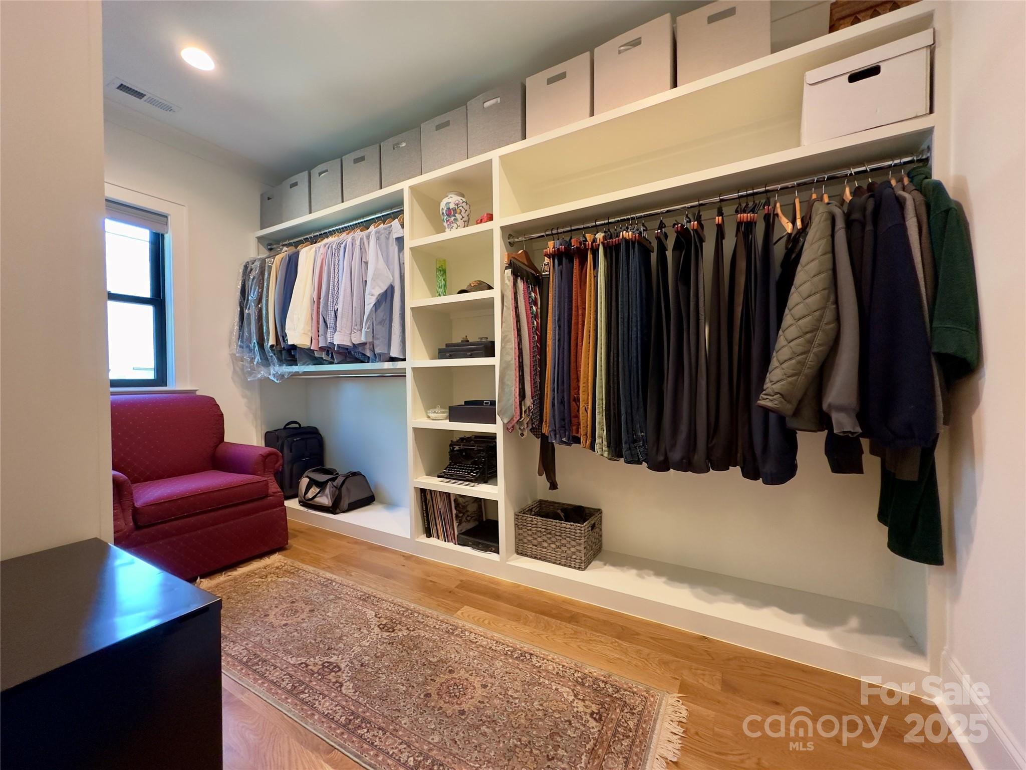 Villa Heights - Residential