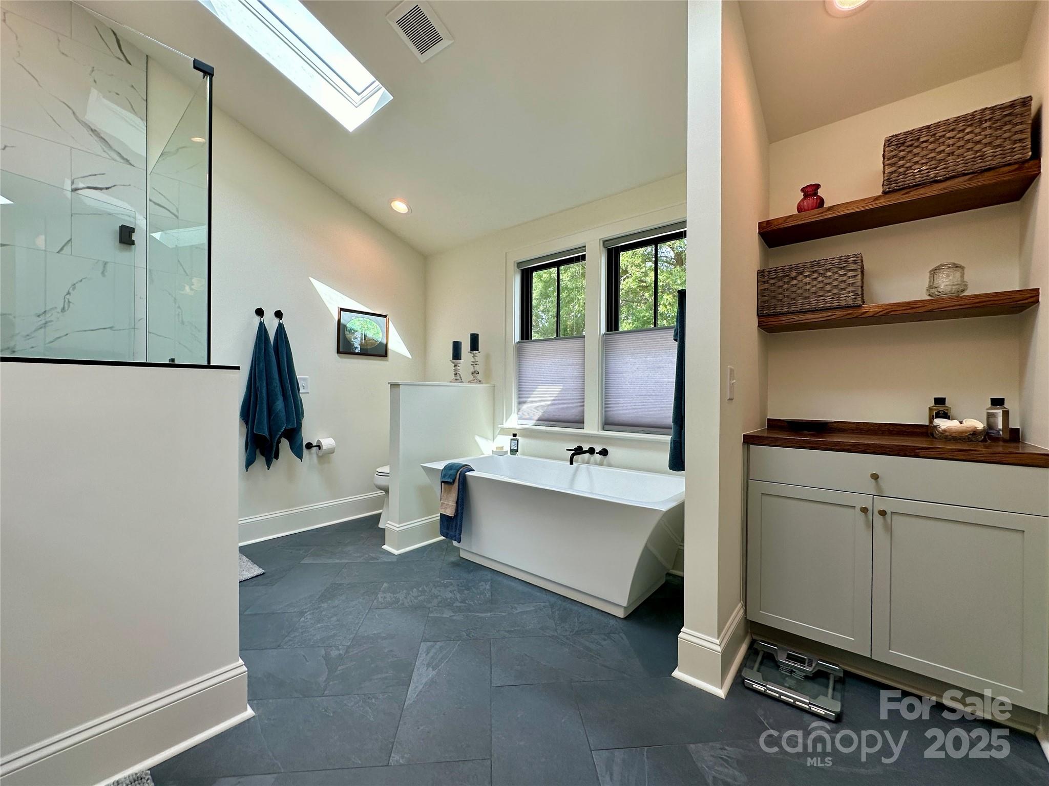 Villa Heights - Residential