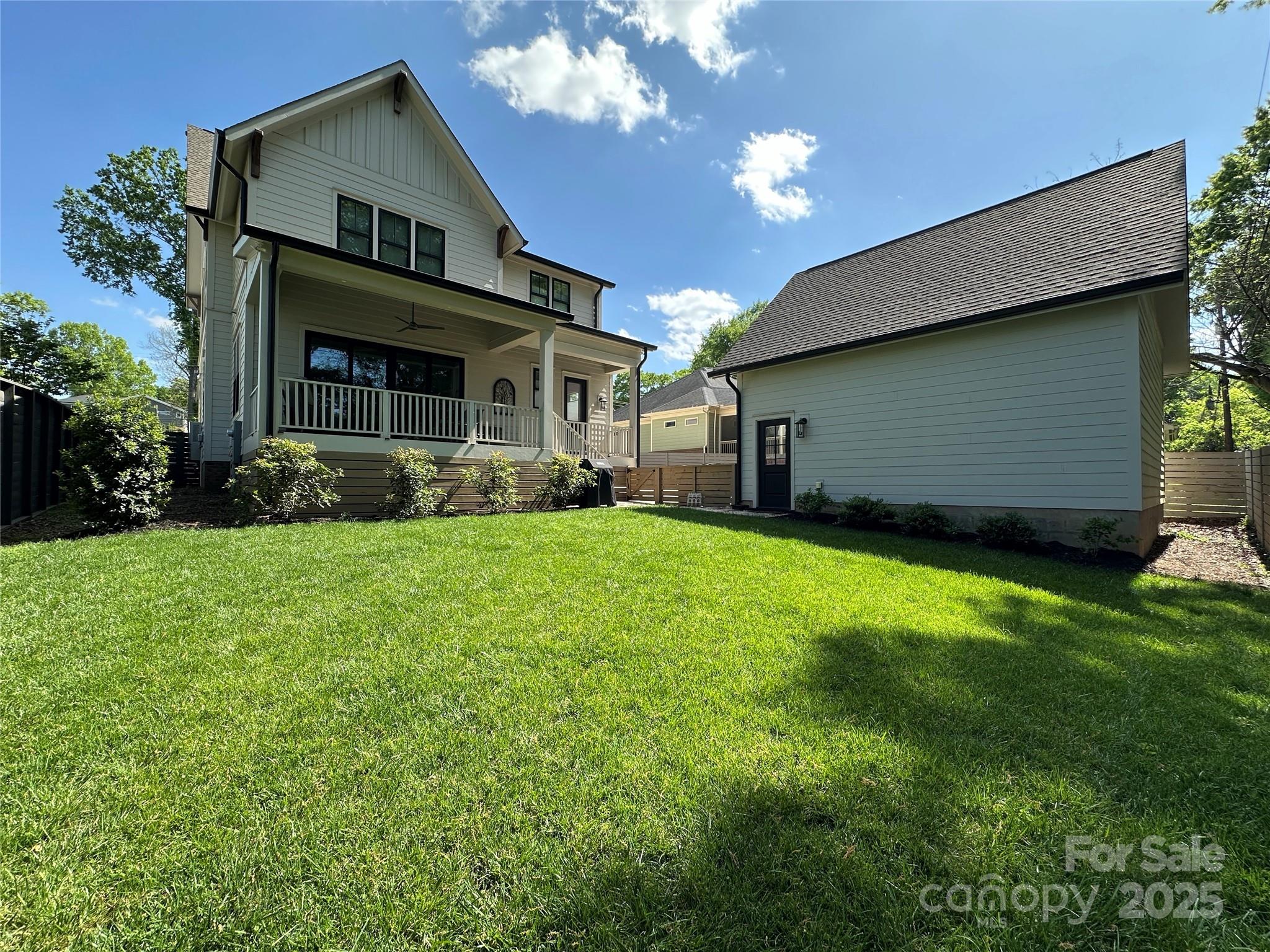 Villa Heights - Residential