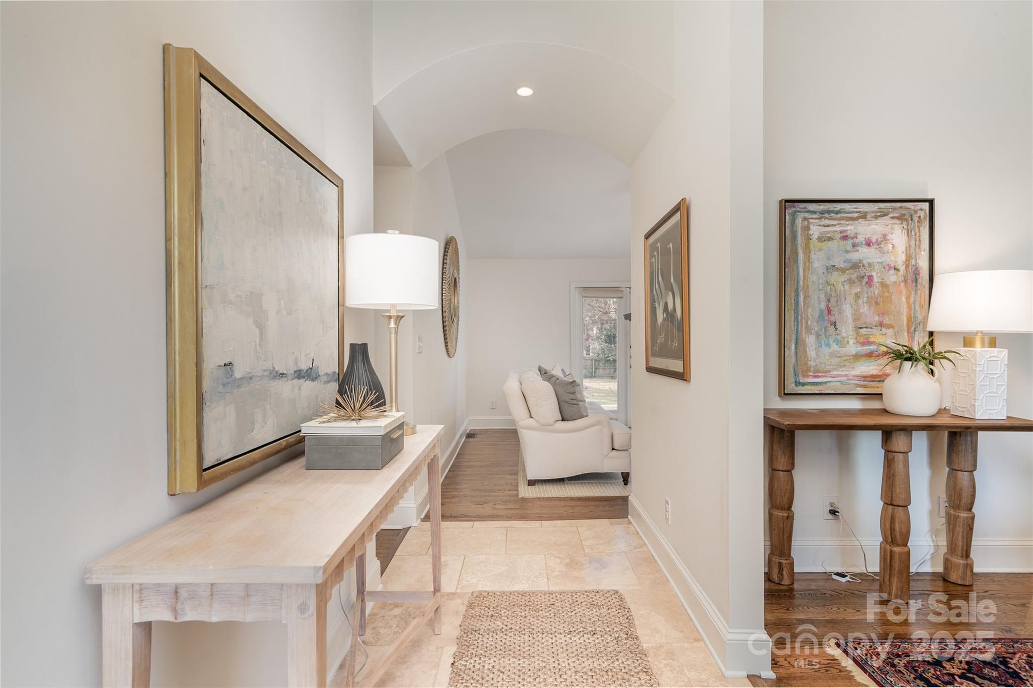 1018 Shady Bluff Drive