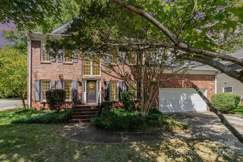 Photo of 6401 Morningsong Lane, Charlotte, NC 28269 (MLS # 4309895)