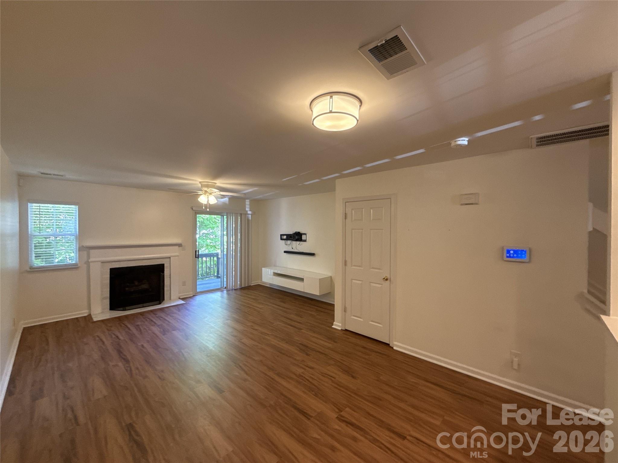 Glenwater at University Place - Residential Lease