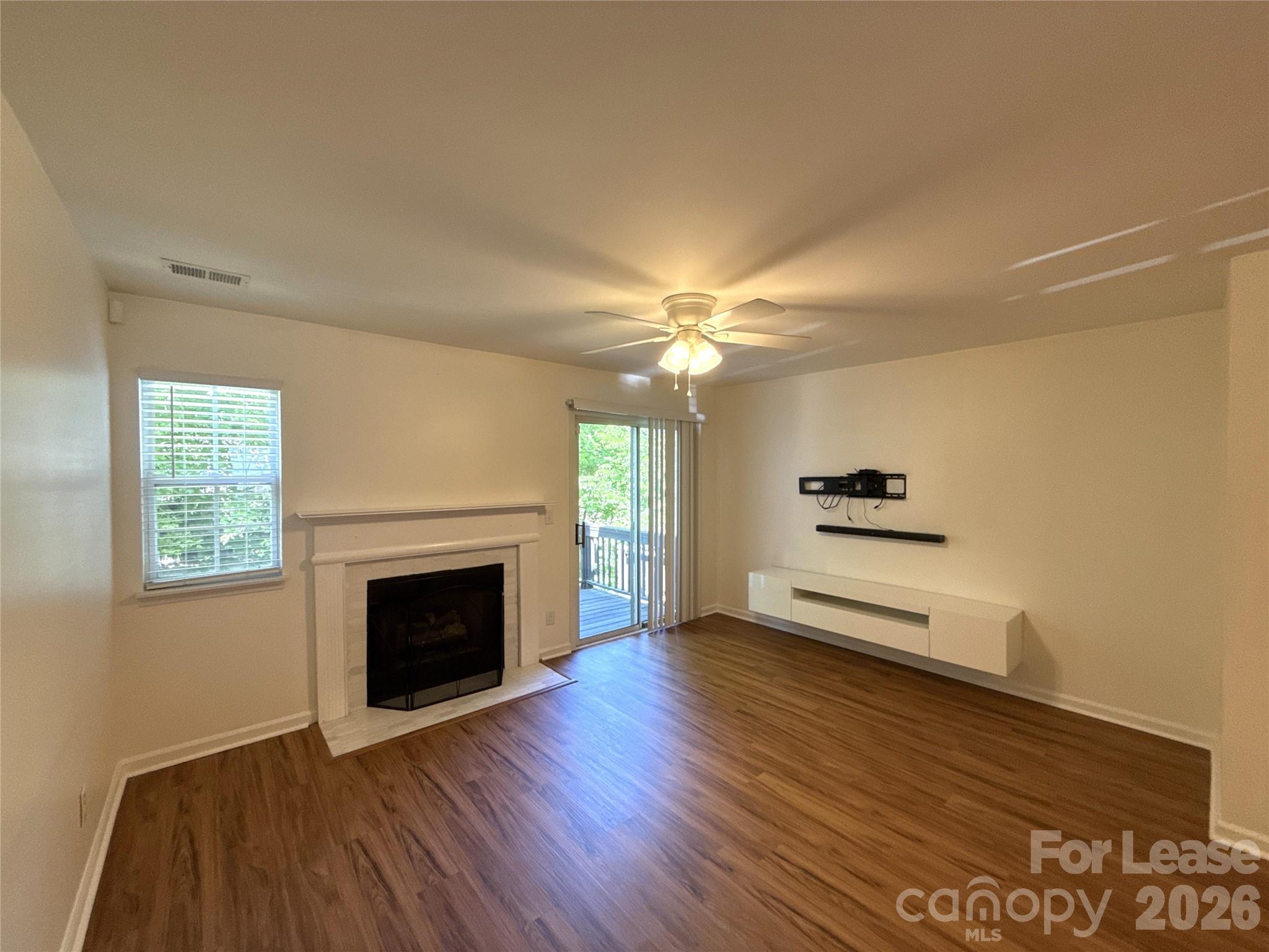 Glenwater at University Place - Residential Lease