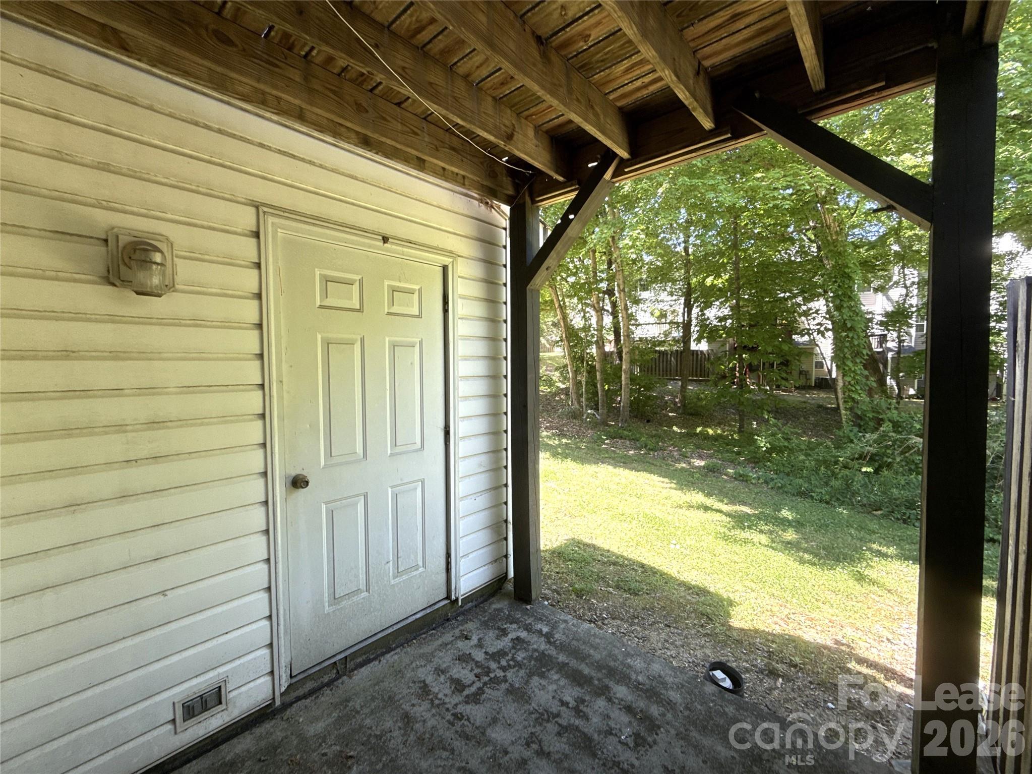 Glenwater at University Place - Residential Lease