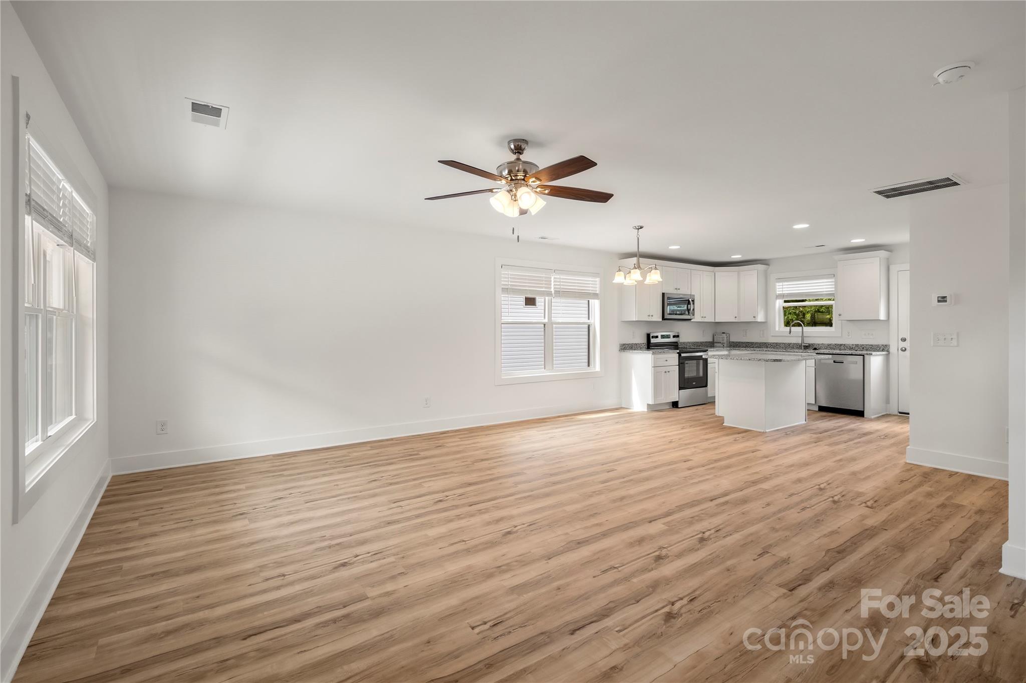 207 S Slack Street