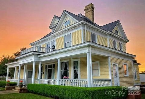 301 Windsor Street E Monroe NC 28112