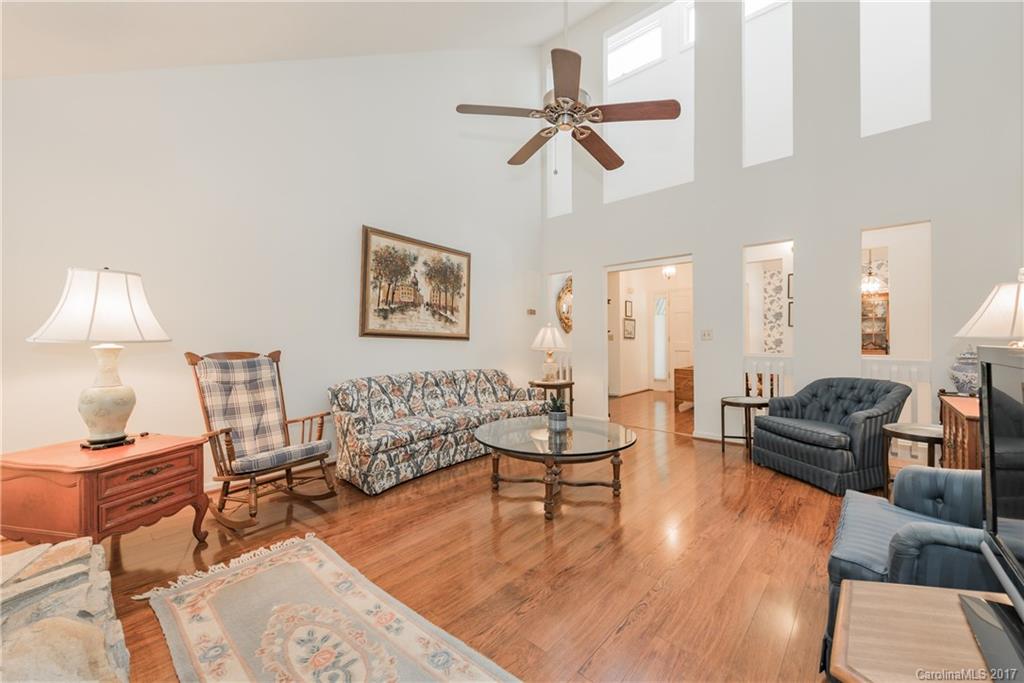 Tega Cay - Residential