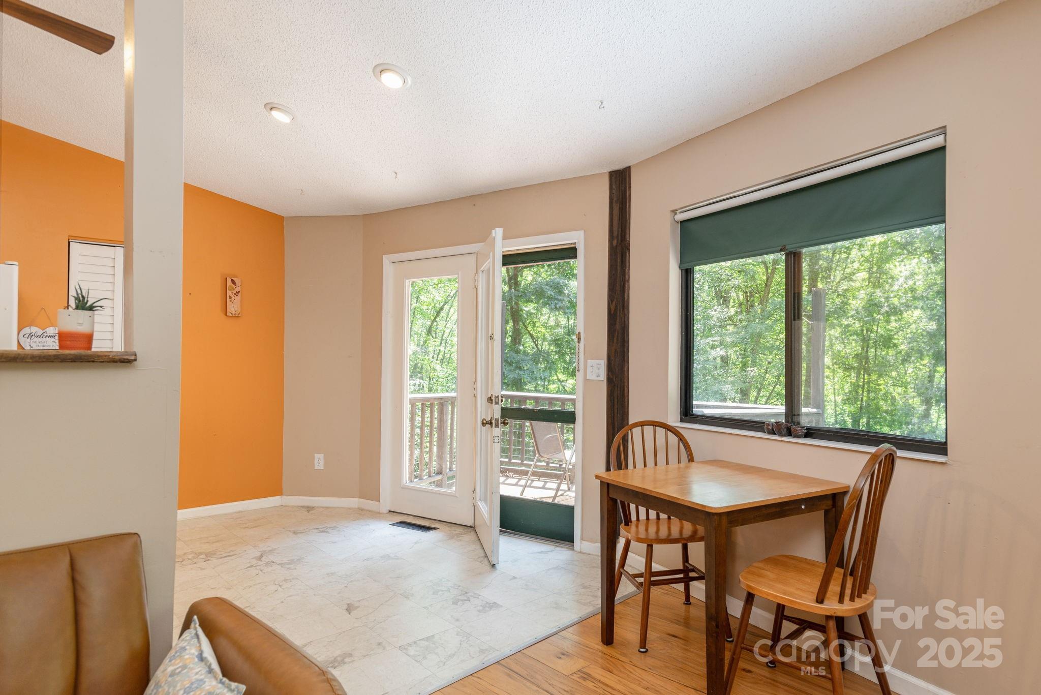 Laurel Acres - Residential