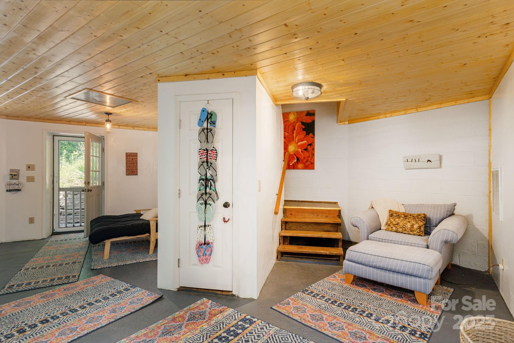 Laurel Acres - Residential