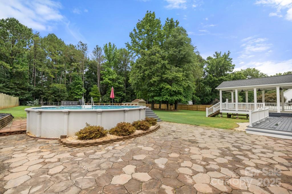 Travis Estates - Residential