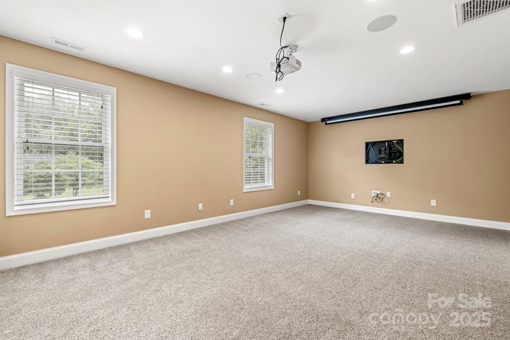 Travis Estates - Residential