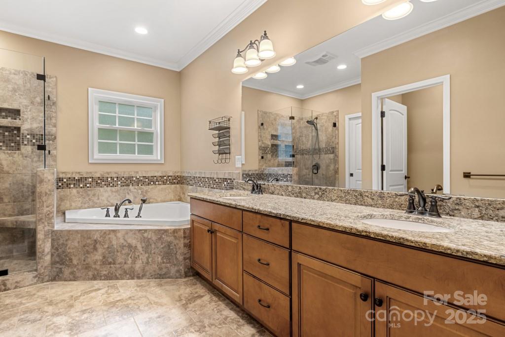 Travis Estates - Residential