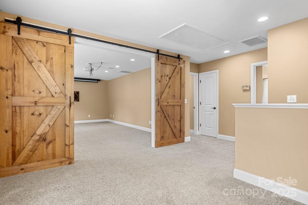 Travis Estates - Residential