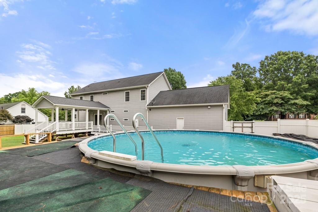 Travis Estates - Residential