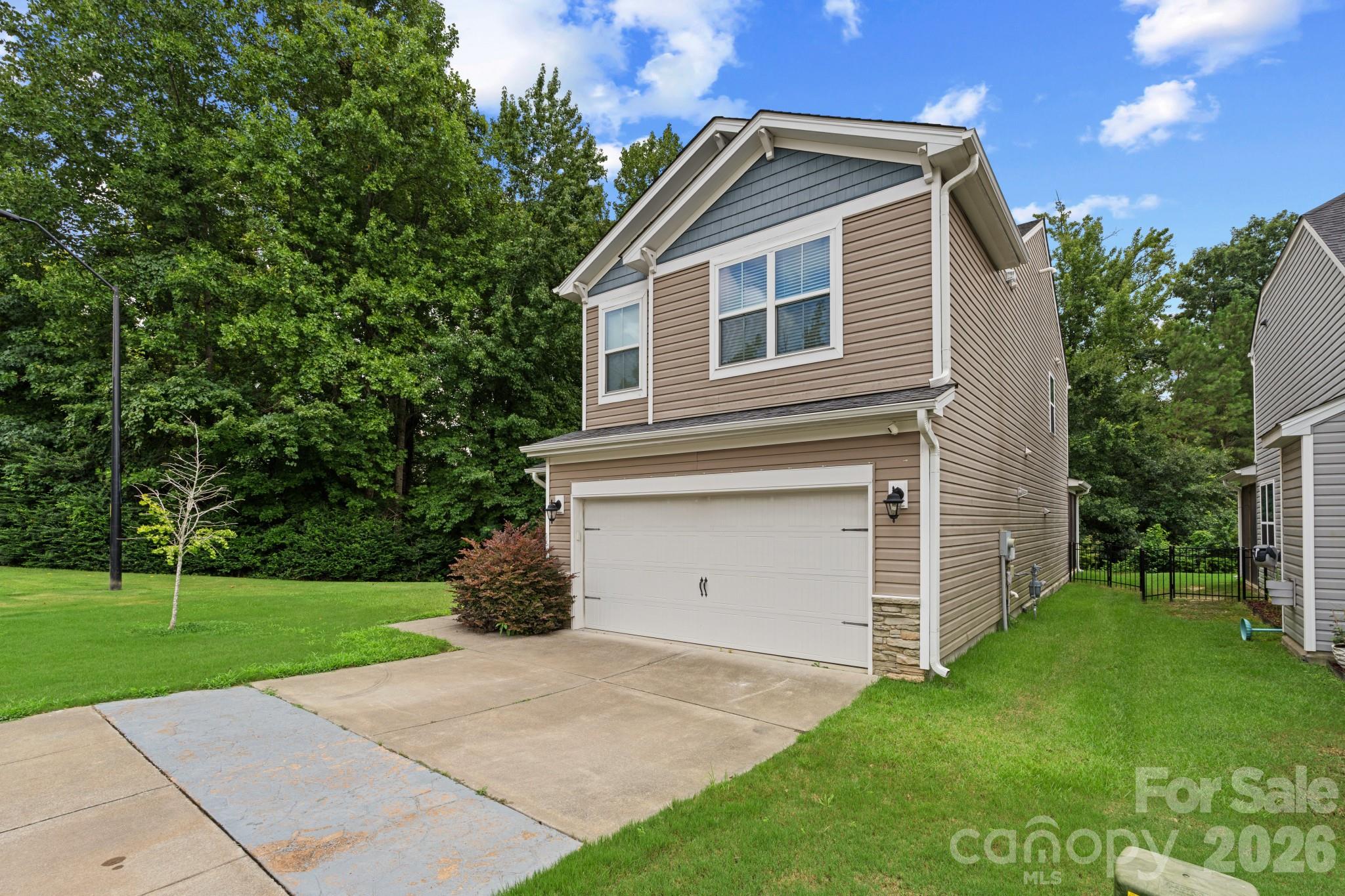 3964 White Kestrel Drive