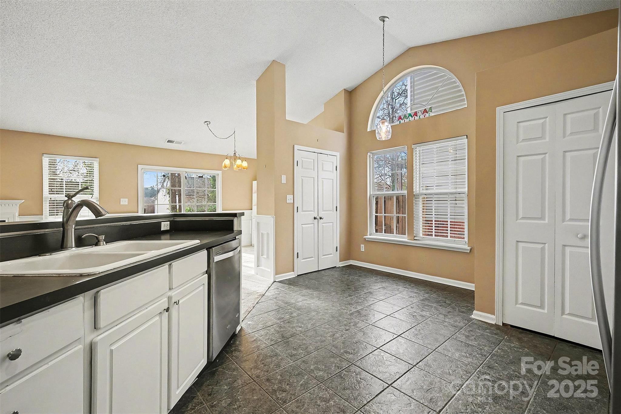 Highland Creek - Residential