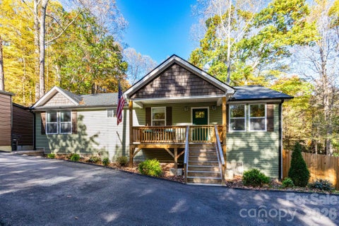 Photo of 102 Reuben Branch Road, Maggie Valley, NC 28751 (MLS # 4437731)