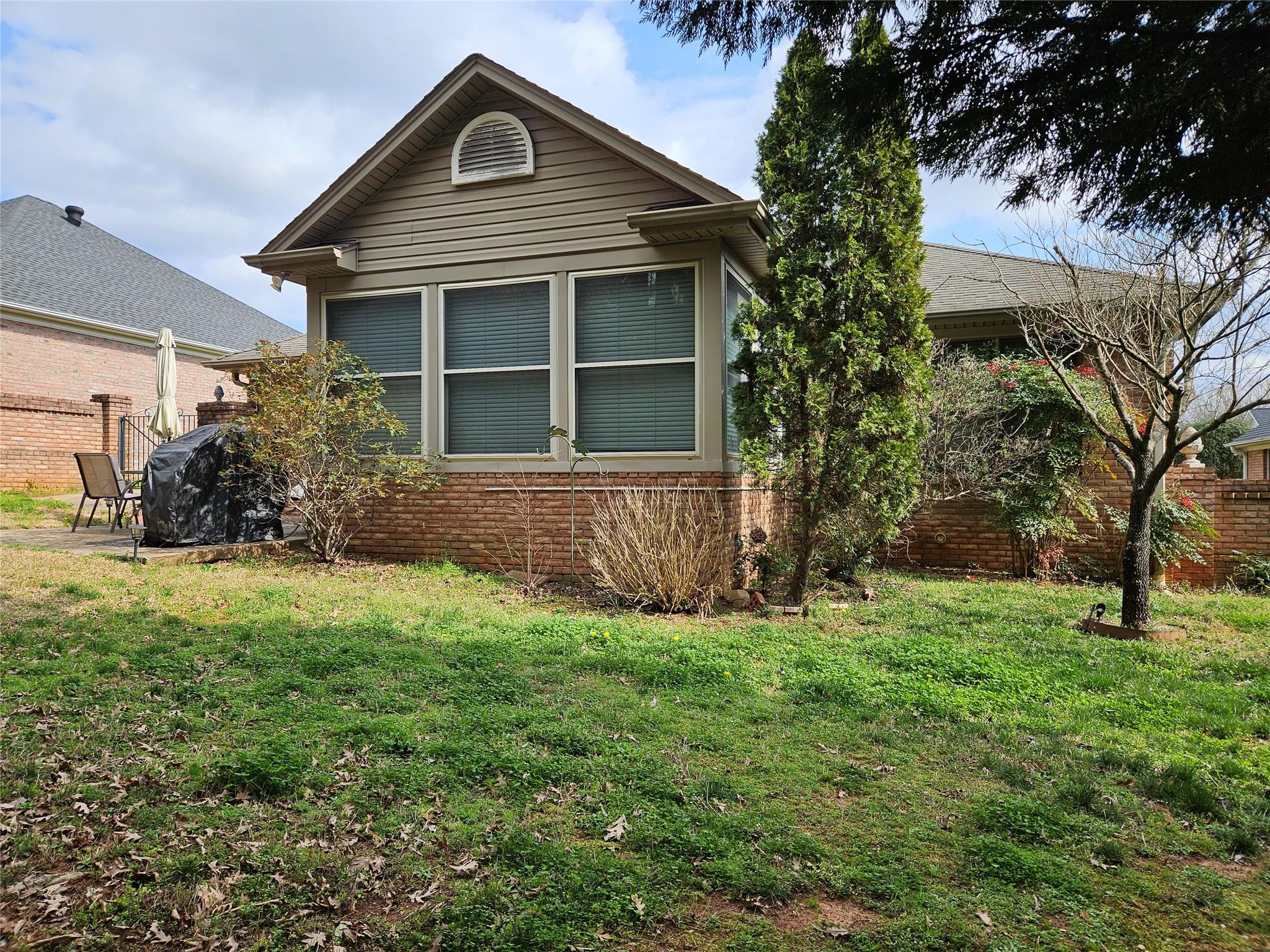 Hampshire - Residential Lease