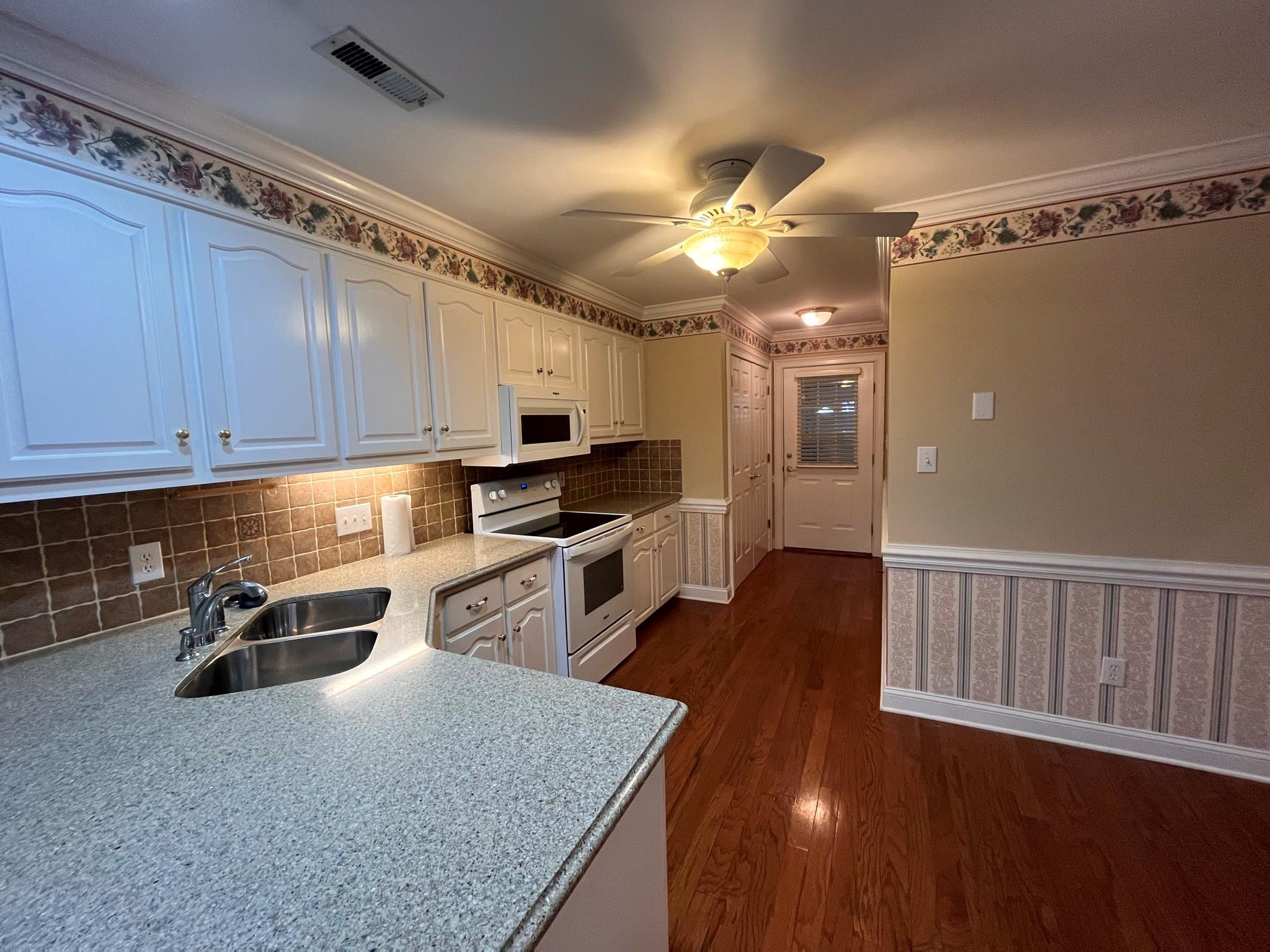 Hampshire - Residential Lease