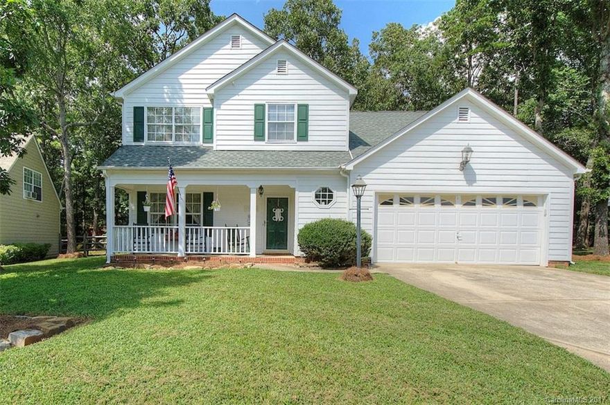 4BR/2.5BA home in the sought after community of Brookstone Village, Indian Trail. Excellent location near schools and I-485. Quiet street near the end of a cul-de-sac with peaceful wooded back yard. Upgraded laminate wood flooring, cathedral ceilings in living area and master retreat, fireplace and open floorplan with living area open to kitchen and breakfast. 4th bedroom can also be a bonus area. Master features raised double sink vanity, large corner garden tub, extended shower. Move in ready!