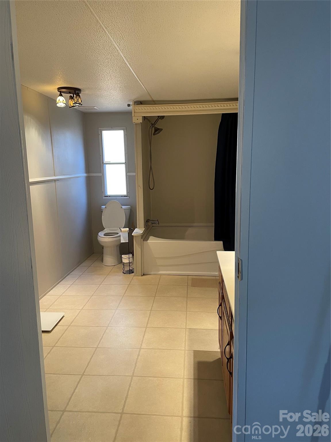 Windward Pointe - Residential