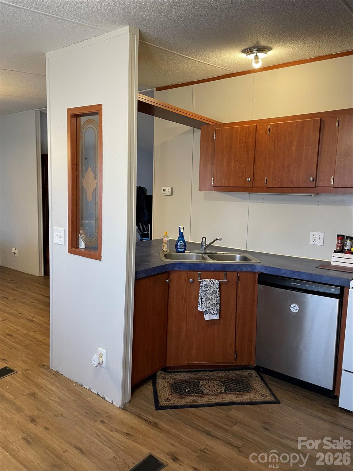 Windward Pointe - Residential