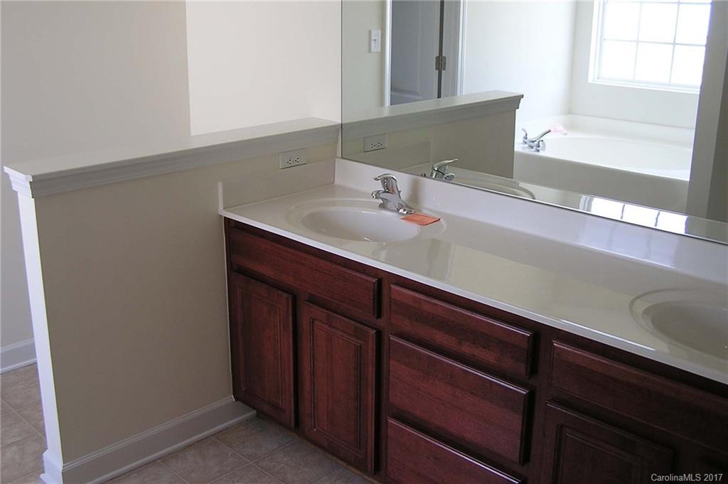 Hamilton Place - Residential Lease