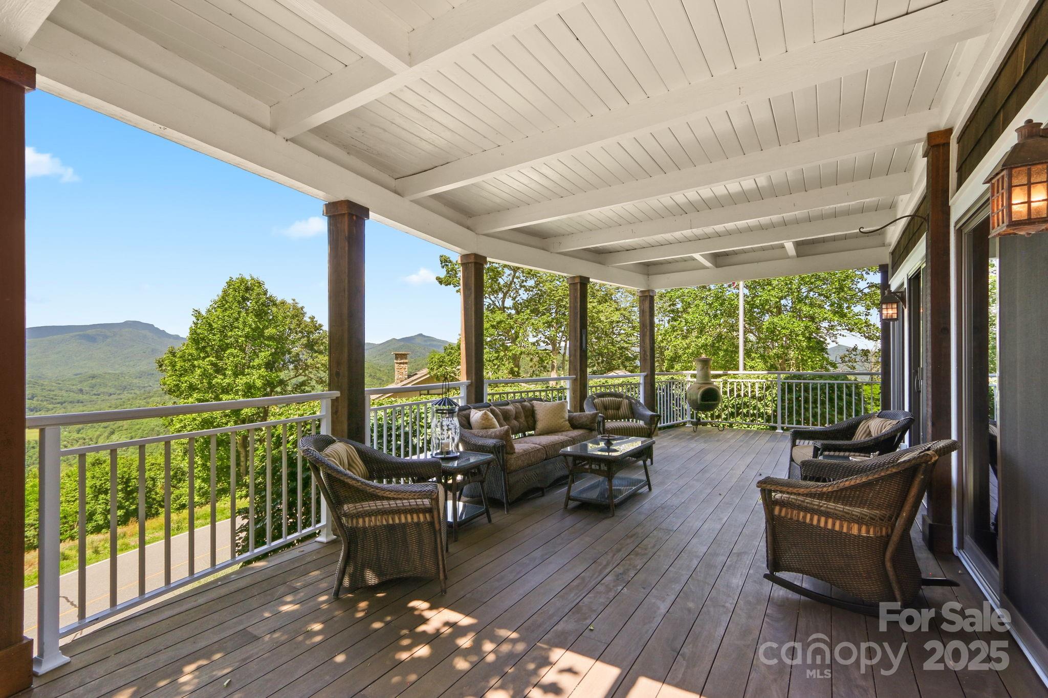 Boone, North Carolina 28607, United States, 3 Bedrooms Bedrooms, ,4 BathroomsBathrooms,Residential,Active,163127