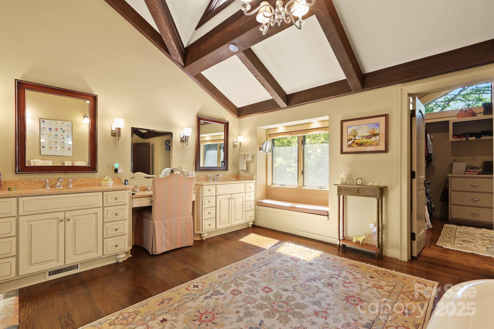 Boone, North Carolina 28607, United States, 3 Bedrooms Bedrooms, ,4 BathroomsBathrooms,Residential,Active,163127