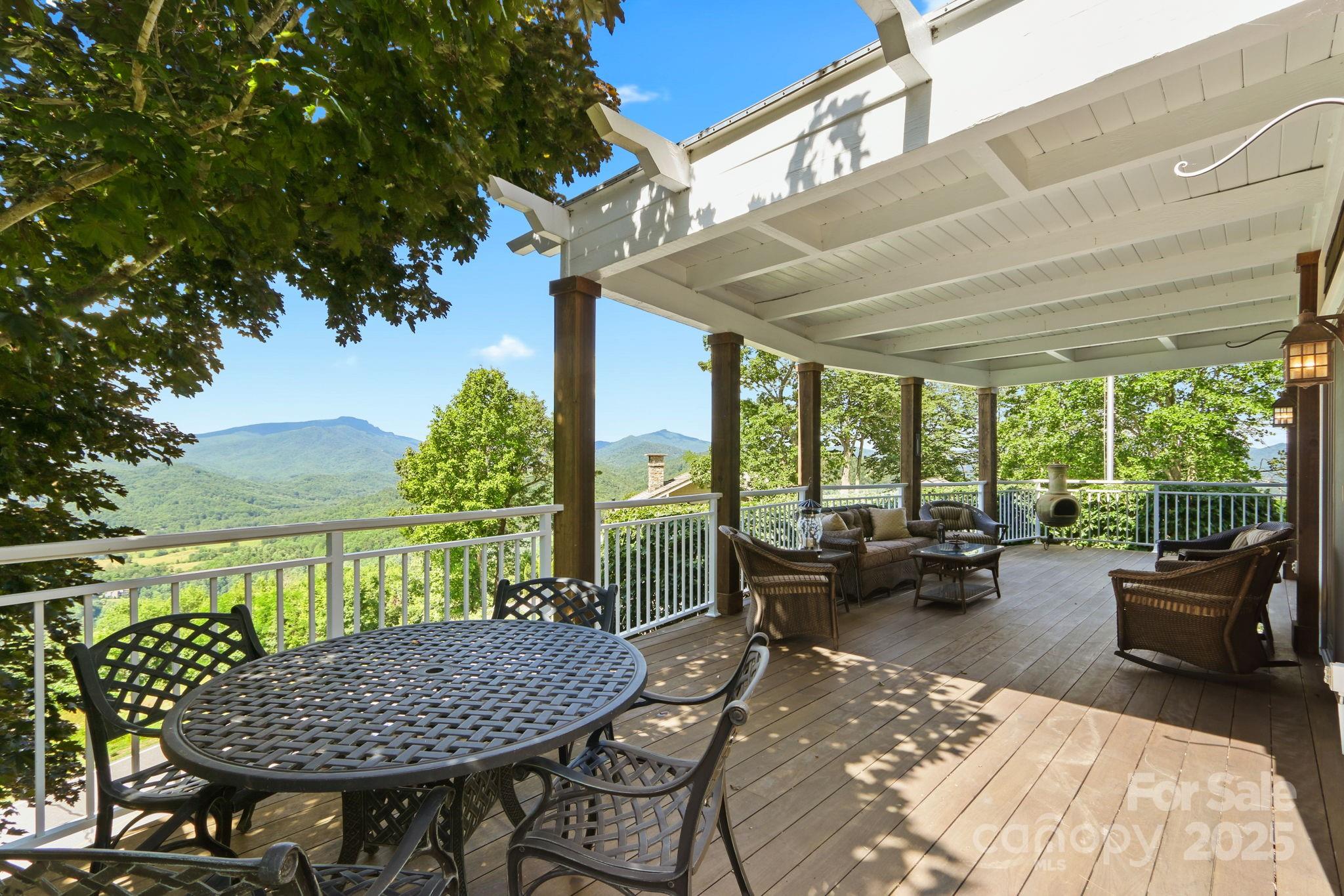 Boone, North Carolina 28607, United States, 3 Bedrooms Bedrooms, ,4 BathroomsBathrooms,Residential,Active,163127