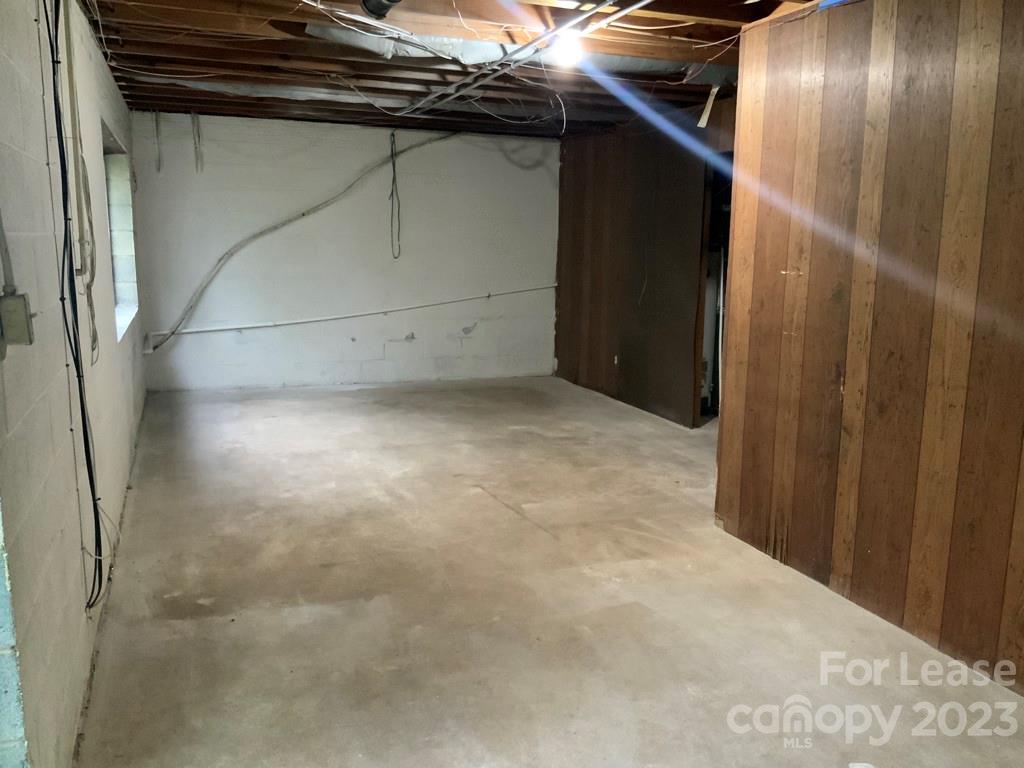 Park Plaza - Residential Lease