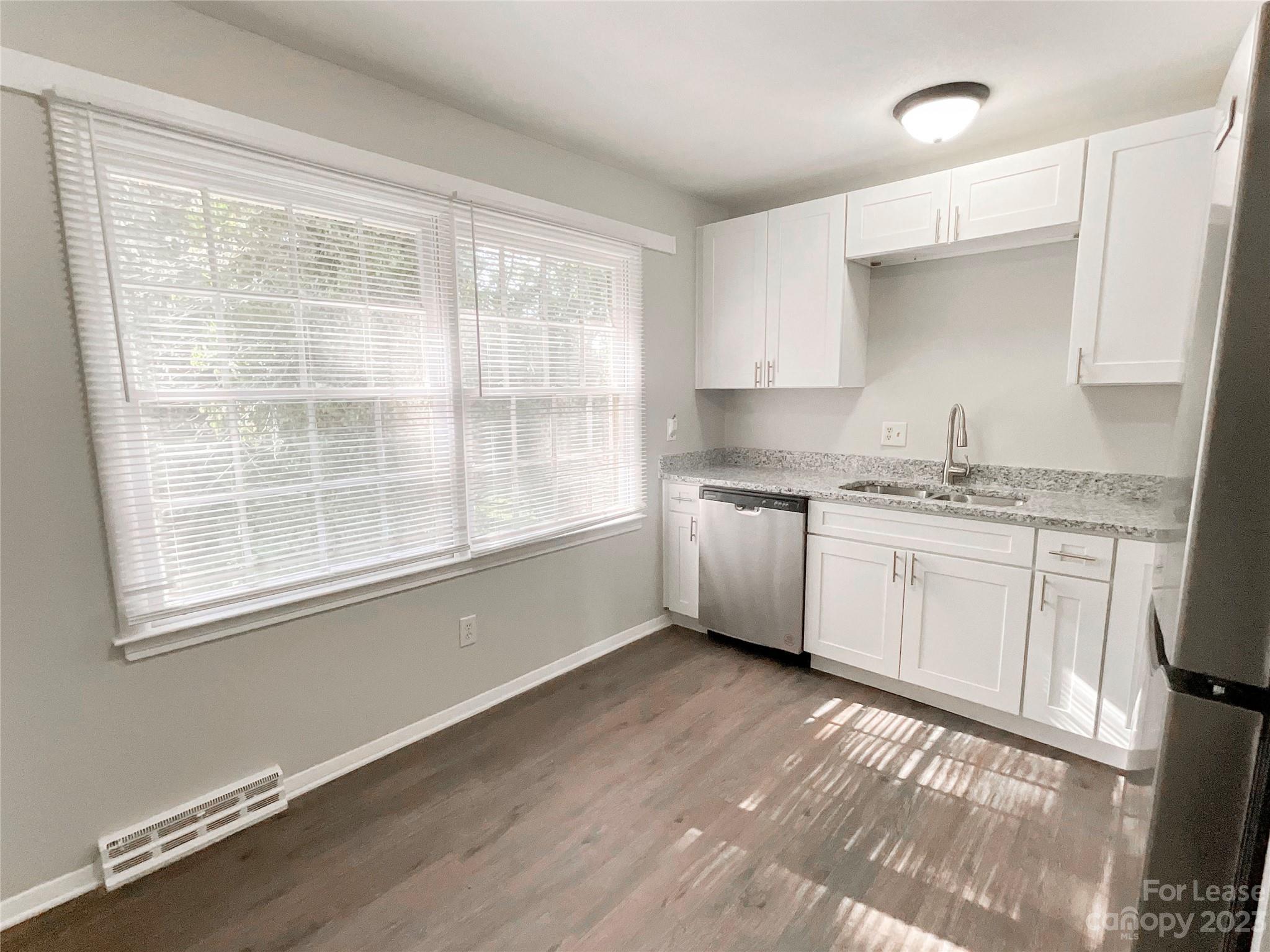 Park Plaza - Residential Lease