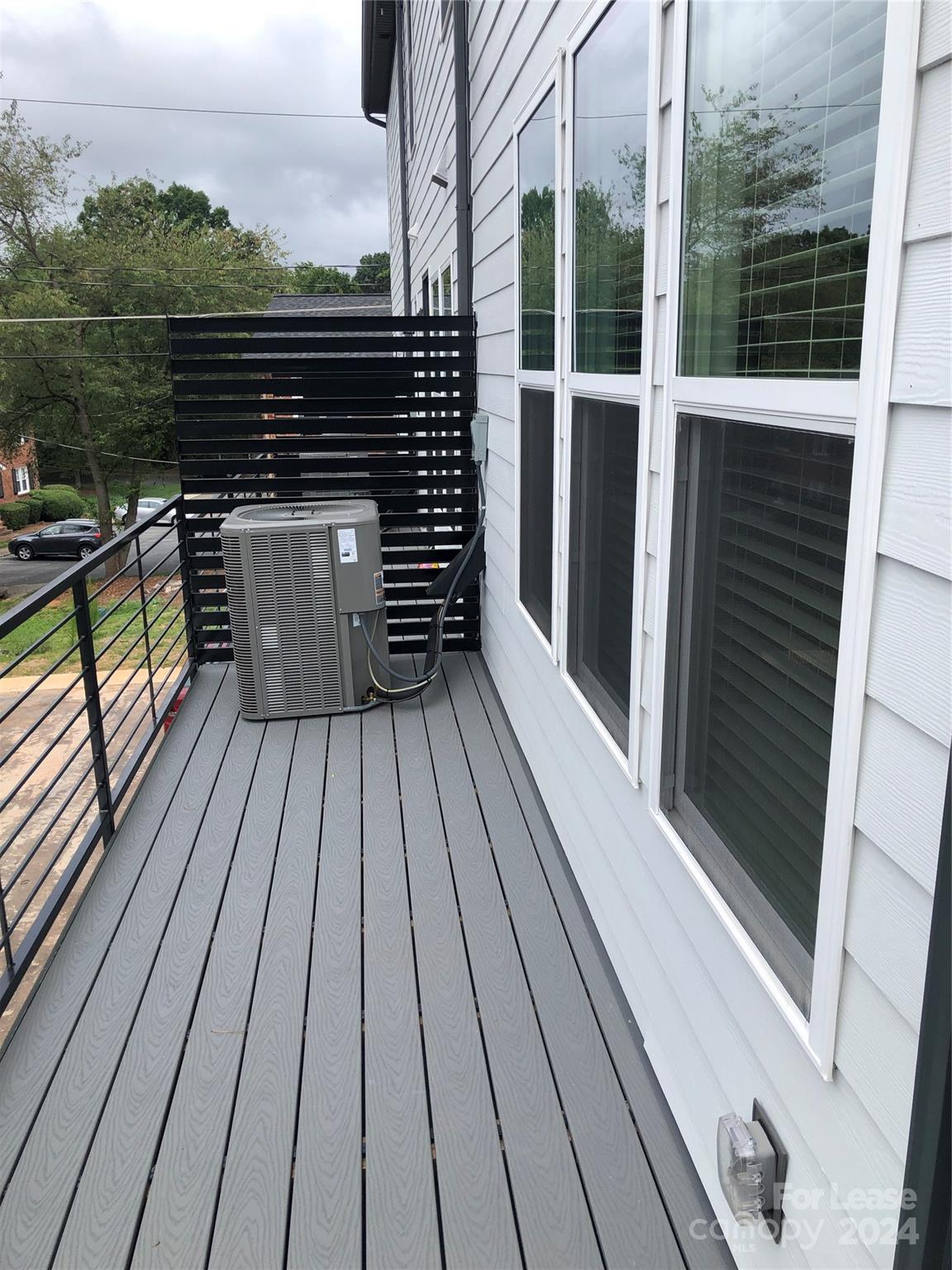 Oakhurst - Residential Lease